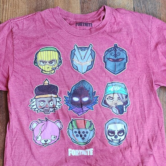 Fortnite Boys Red T-Shirt Size 14/16 - Picture 2 of 11